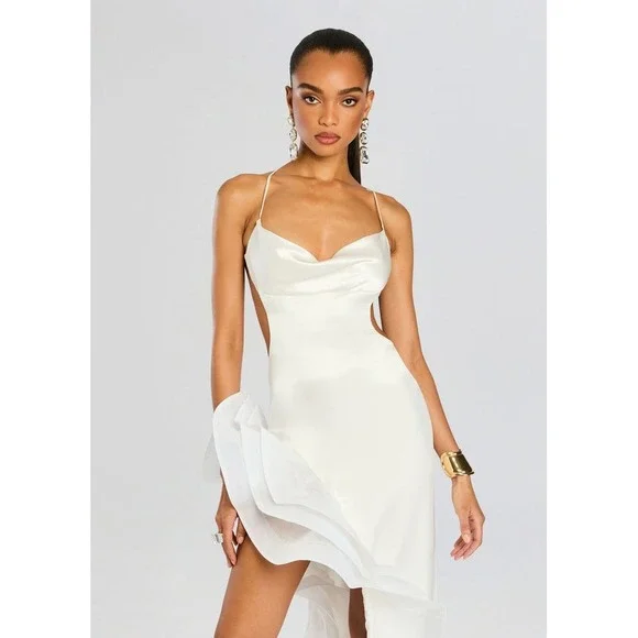 NWT Retrofête Kaitlin Dress White Ruffle Hem Gown Open Back Medium $798 - Picture 5 of 7